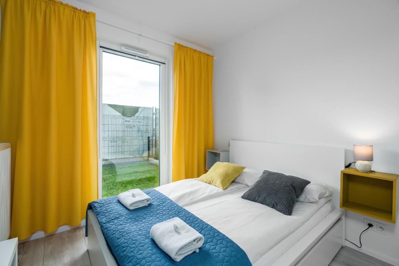 Esencja Apartments With Free Parking Garbary 104 By Noclegi Renters Poznań Extérieur photo