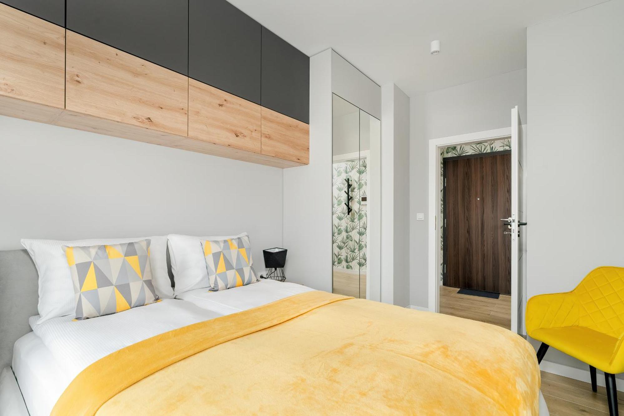 Esencja Apartments With Free Parking Garbary 104 By Noclegi Renters Poznań Extérieur photo
