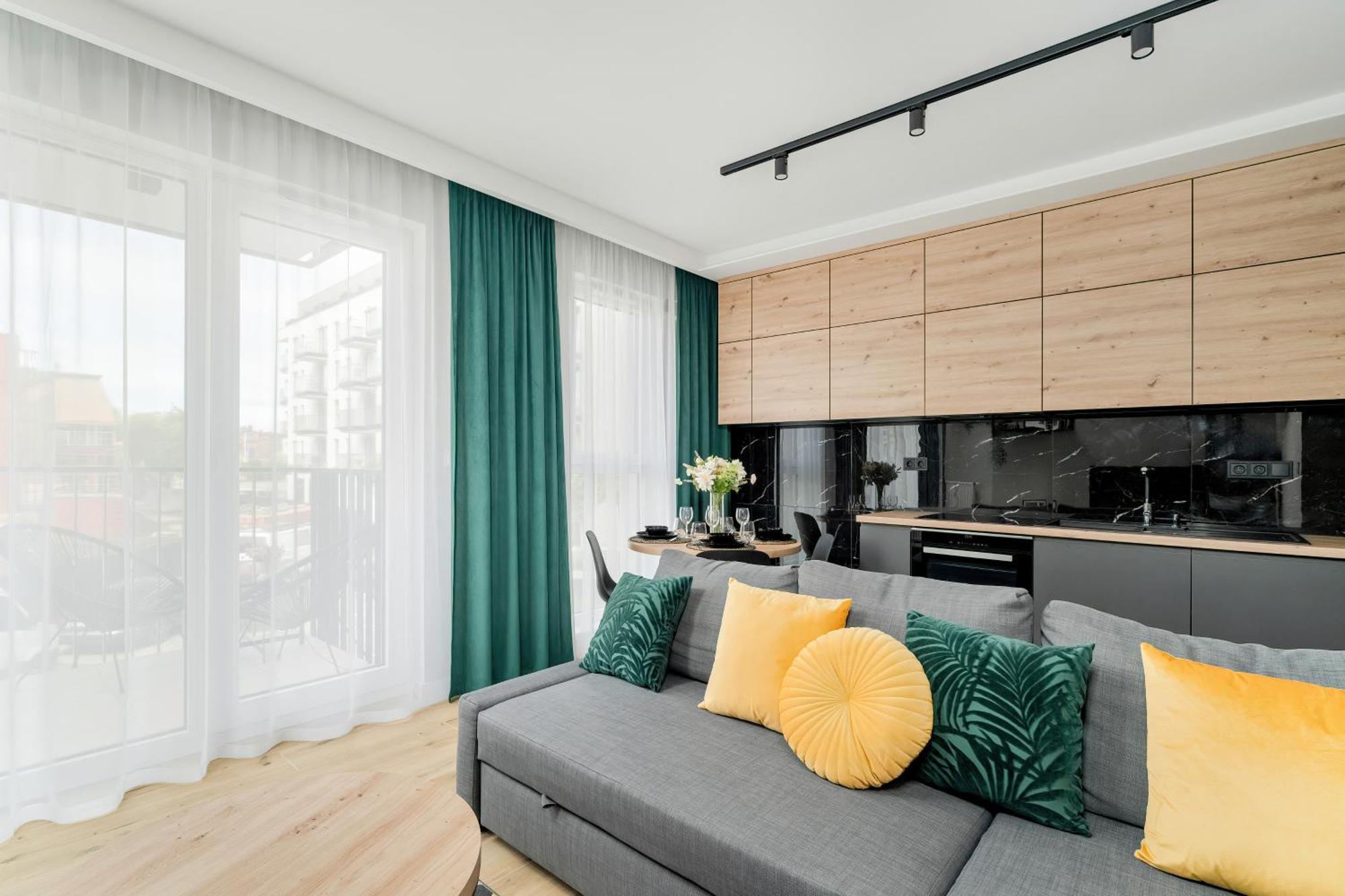 Esencja Apartments With Free Parking Garbary 104 By Noclegi Renters Poznań Extérieur photo