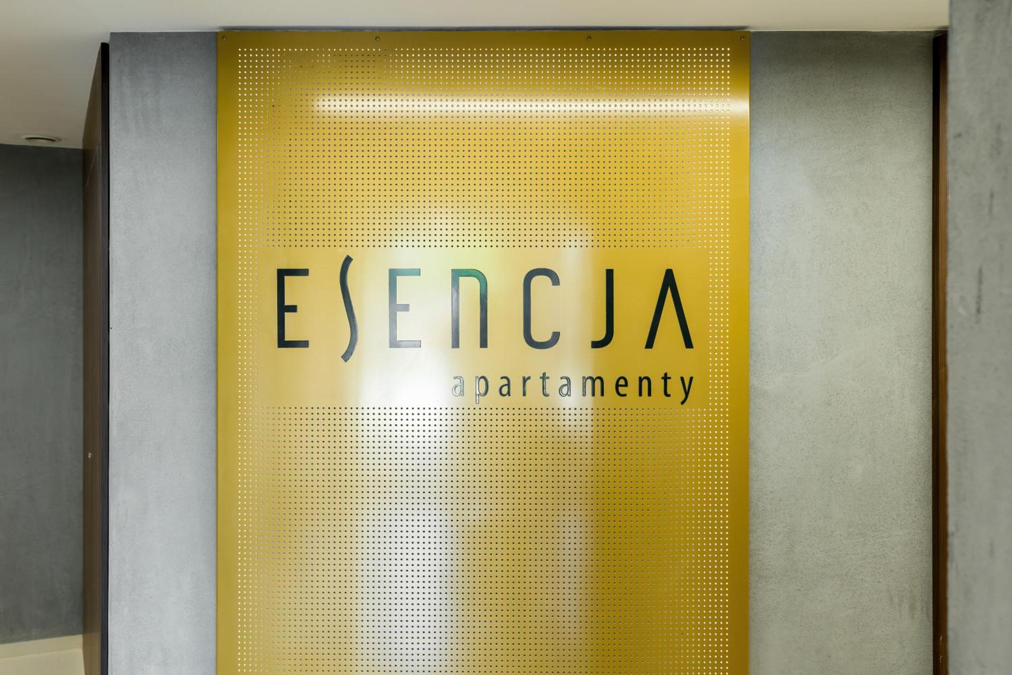 Esencja Apartments With Free Parking Garbary 104 By Noclegi Renters Poznań Extérieur photo